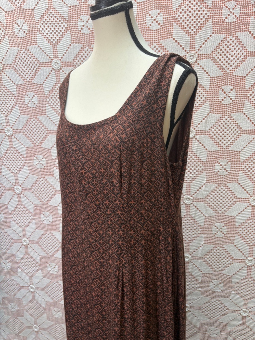 Vintage Brown Geometric Print Maxi Dress | Sleeveless Boho - Picture 5 of 8